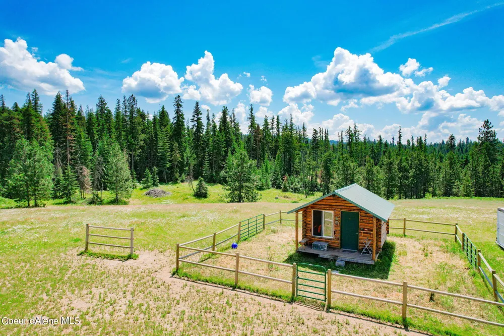 5939 E Burma Road Harrison, ID 83833
