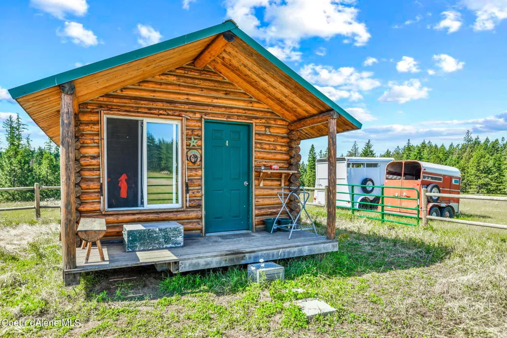 5939 E Burma Road Harrison, ID 83833