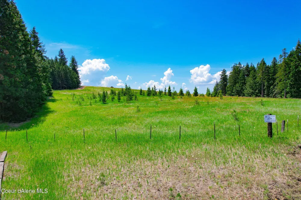 5939 E Burma Road Harrison, ID 83833