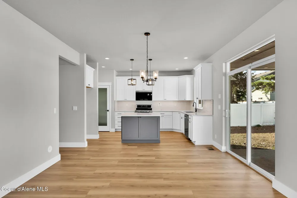 9120 BEDWELL STREET Rathdrum, ID 83858