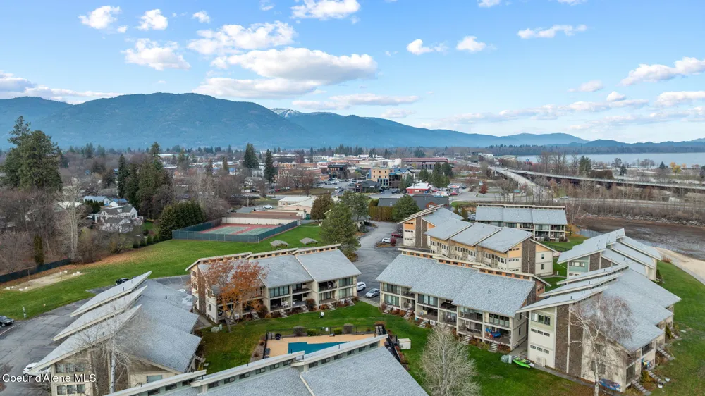 301 IBERIAN WAY #223 Sandpoint, ID 83864