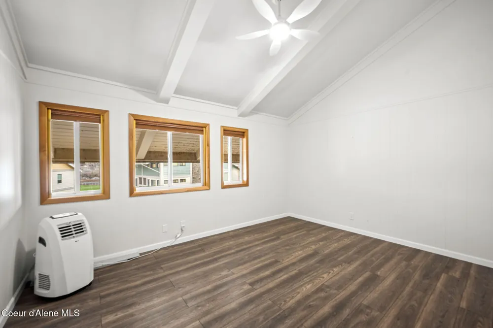 301 IBERIAN WAY #223 Sandpoint, ID 83864