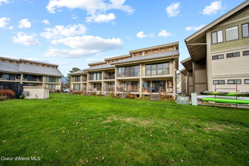 301 IBERIAN WAY #223 Sandpoint, ID 83864