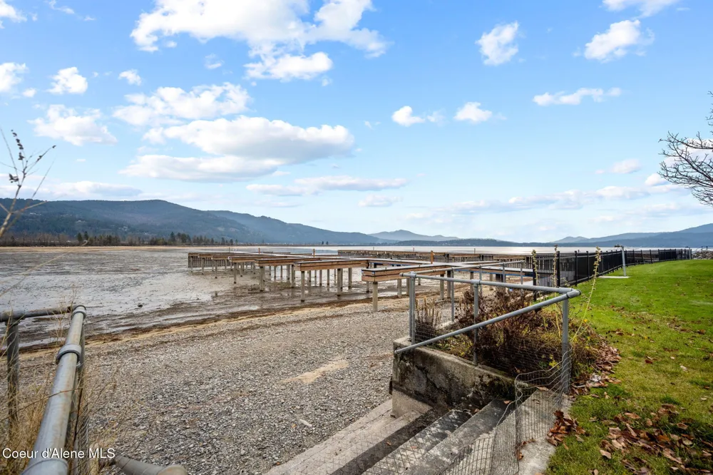 301 IBERIAN WAY #223 Sandpoint, ID 83864