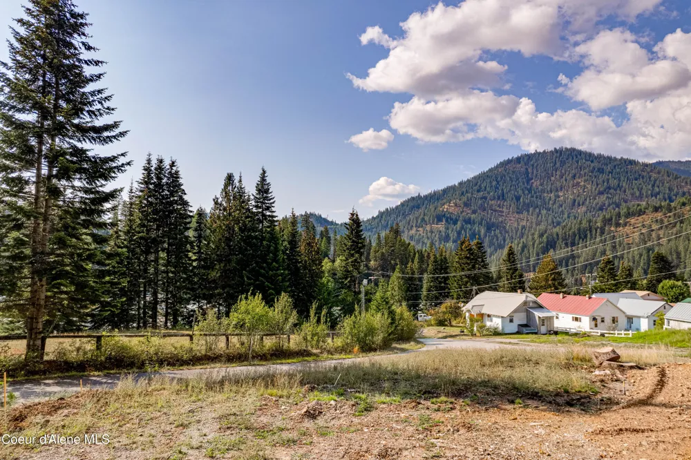 601 8th Street Mullan, ID 83846