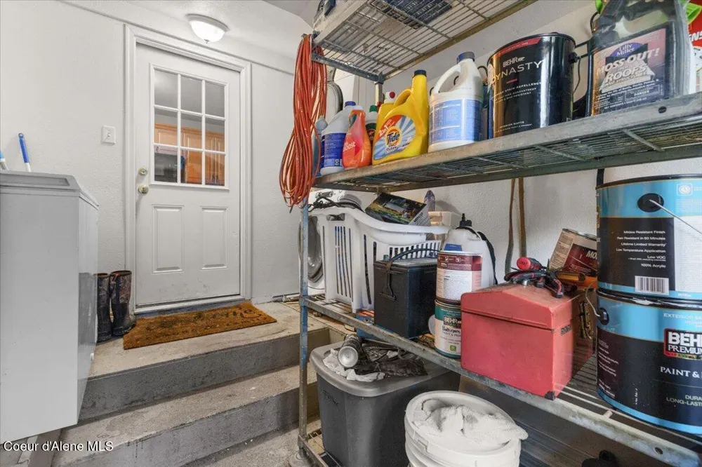 286 E Dufort Road Sagle, ID 83860