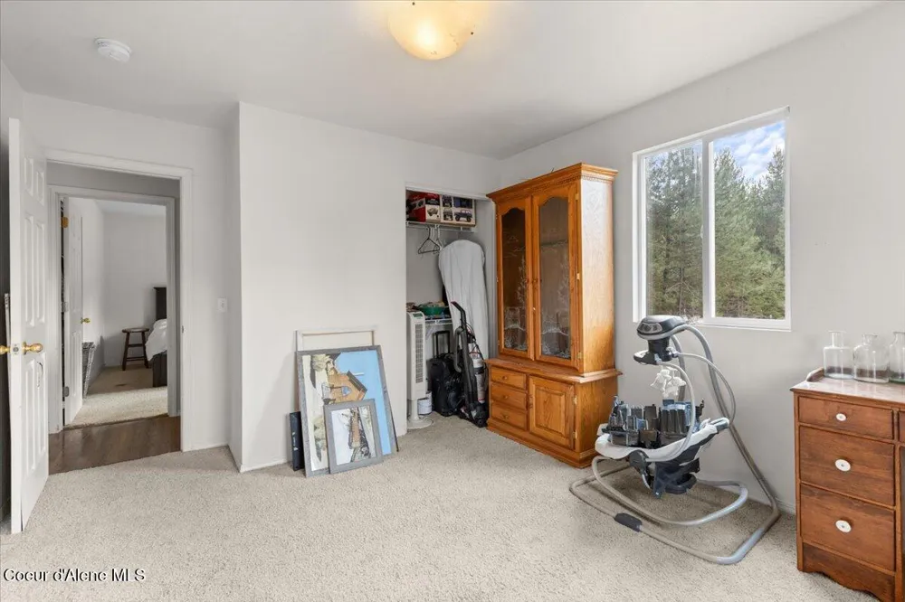 286 E Dufort Road Sagle, ID 83860
