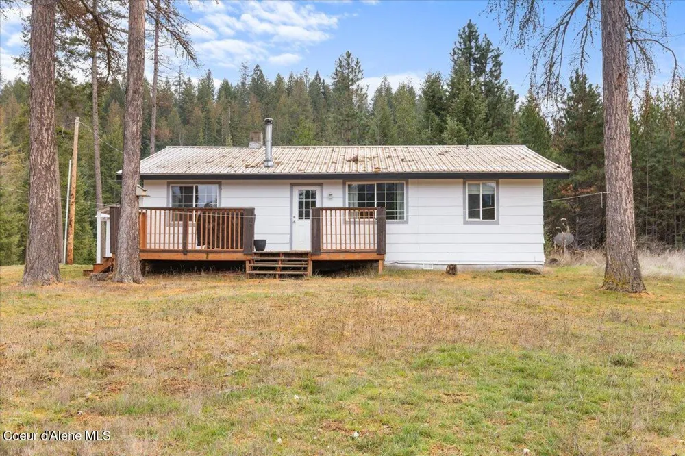 286 E Dufort Road Sagle, ID 83860