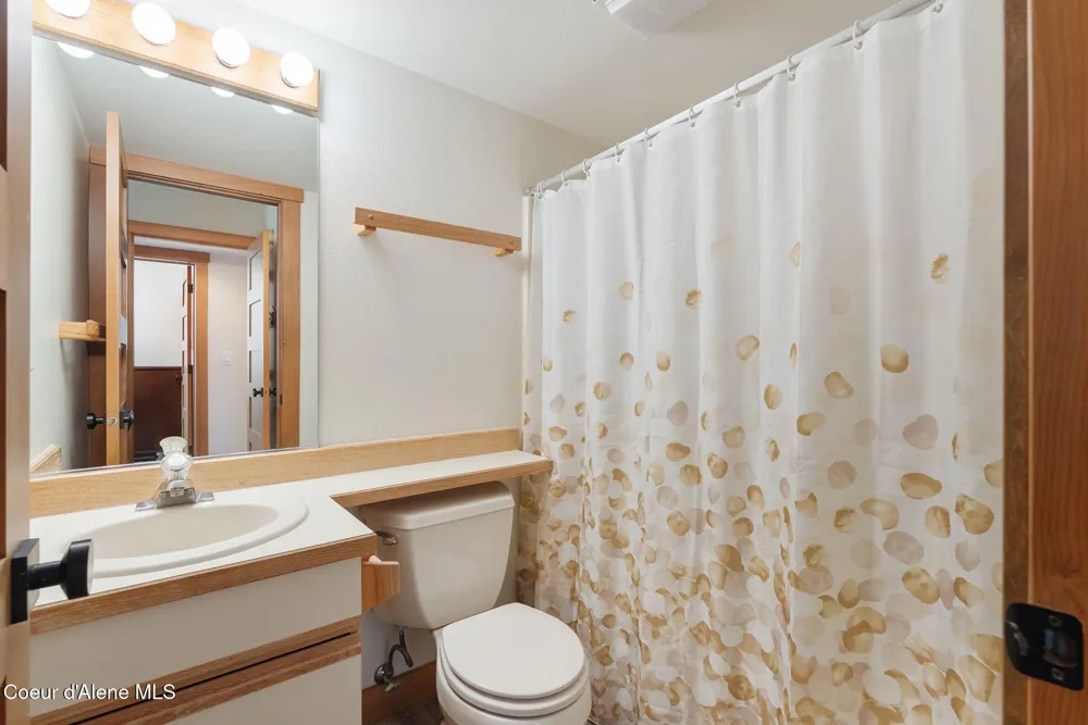 169 Crystal Springs Rd. #501 Sandpoint, ID 83864