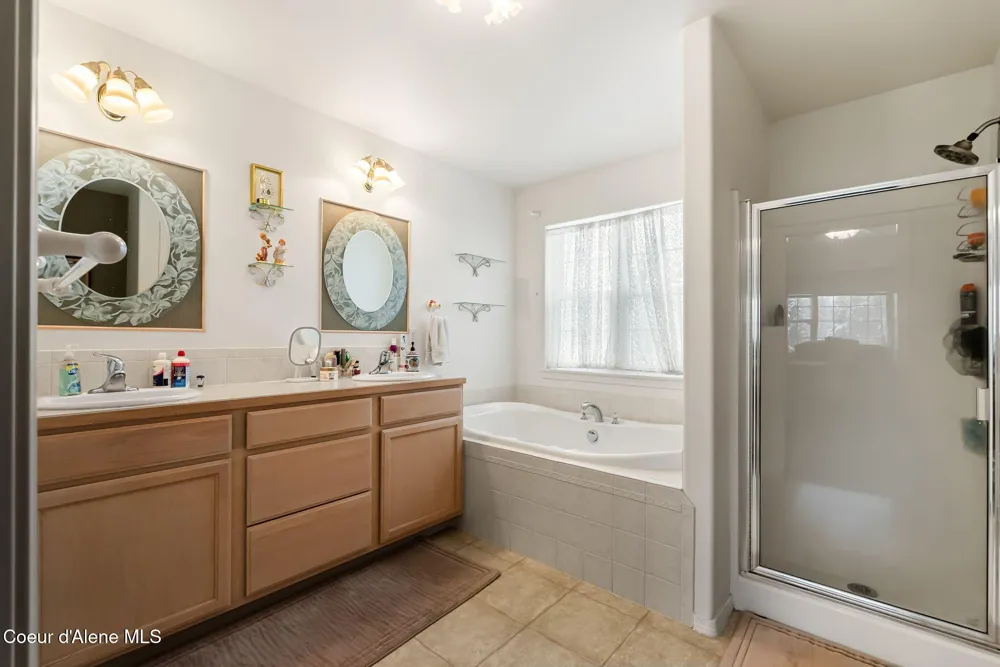 144 Solar Rd Oldtown, ID 83822