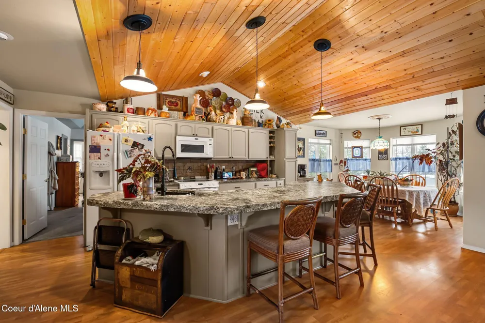 144 Solar Rd Oldtown, ID 83822