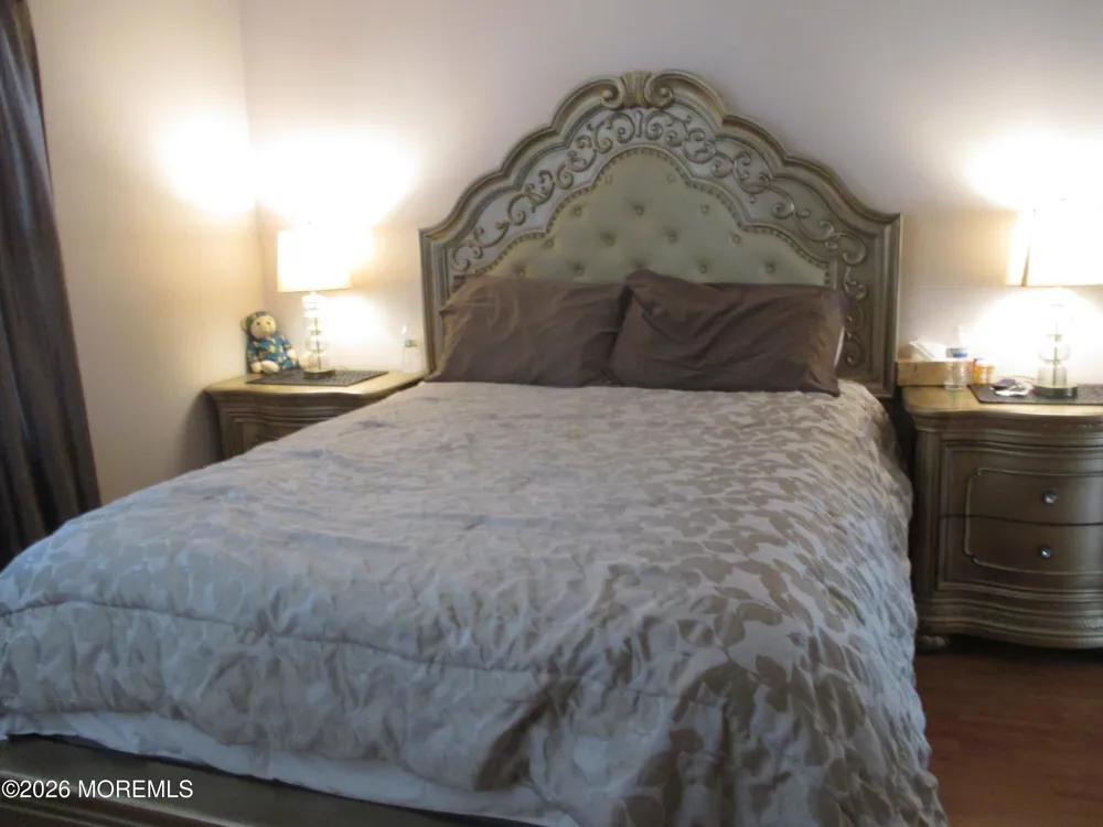 678 New Castle Court #B Lakewood, NJ 08701