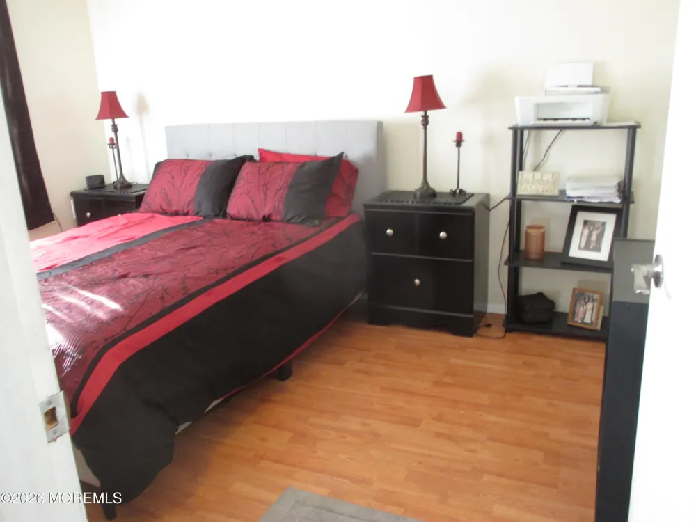 678 New Castle Court #B Lakewood, NJ 08701