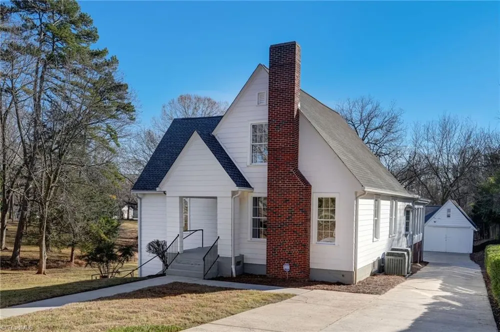 263 Main Street W Yanceyville, NC 27379