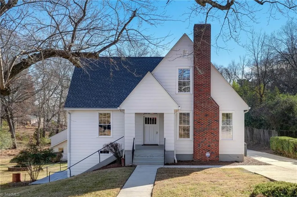 263 Main Street W Yanceyville, NC 27379