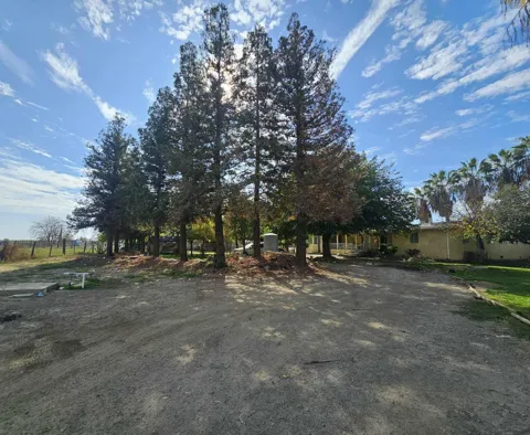 14398 Avenue 88