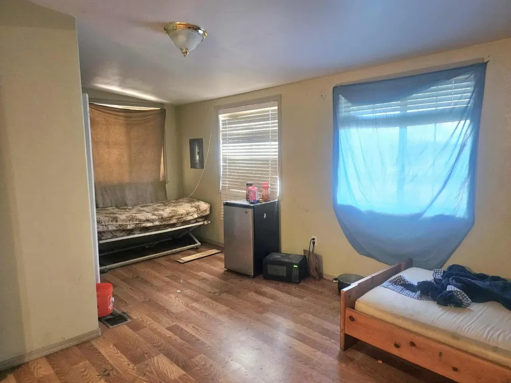14398 Avenue 88 Pixley, CA 93256