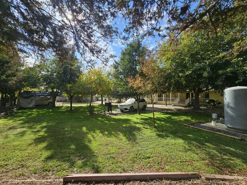 14398 Avenue 88 Pixley, CA 93256