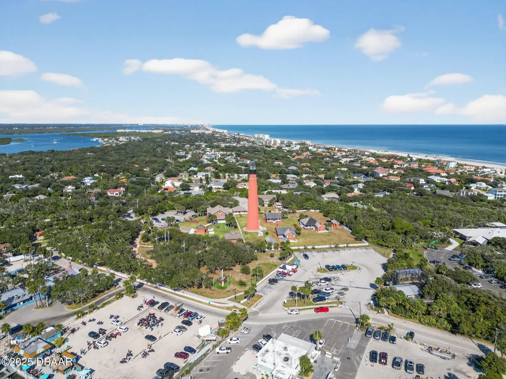 61 Beverly Hills Avenue Ponce Inlet, FL 32127
