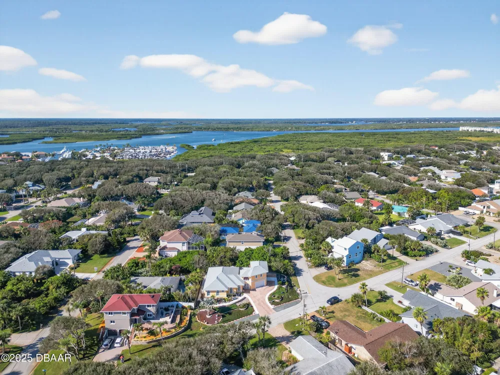61 Beverly Hills Avenue Ponce Inlet, FL 32127