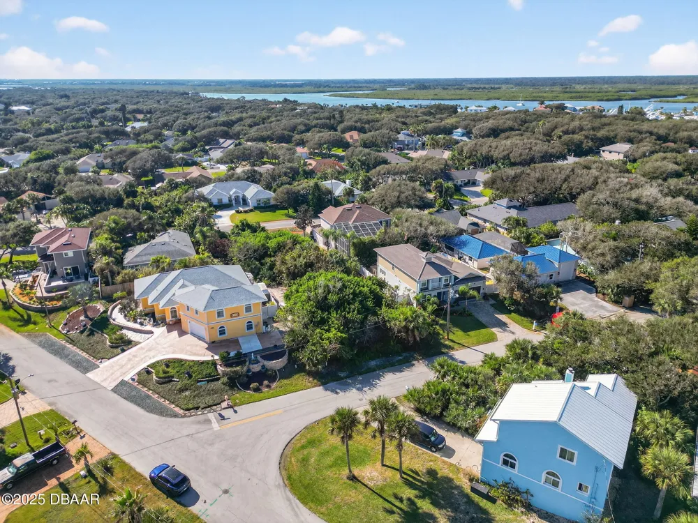 61 Beverly Hills Avenue Ponce Inlet, FL 32127
