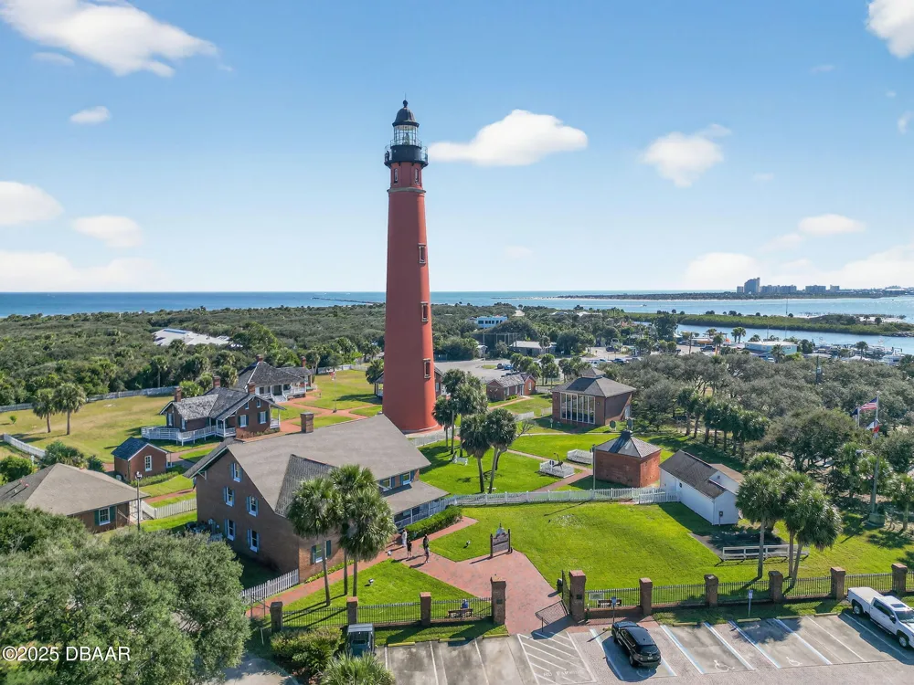 61 Beverly Hills Avenue Ponce Inlet, FL 32127