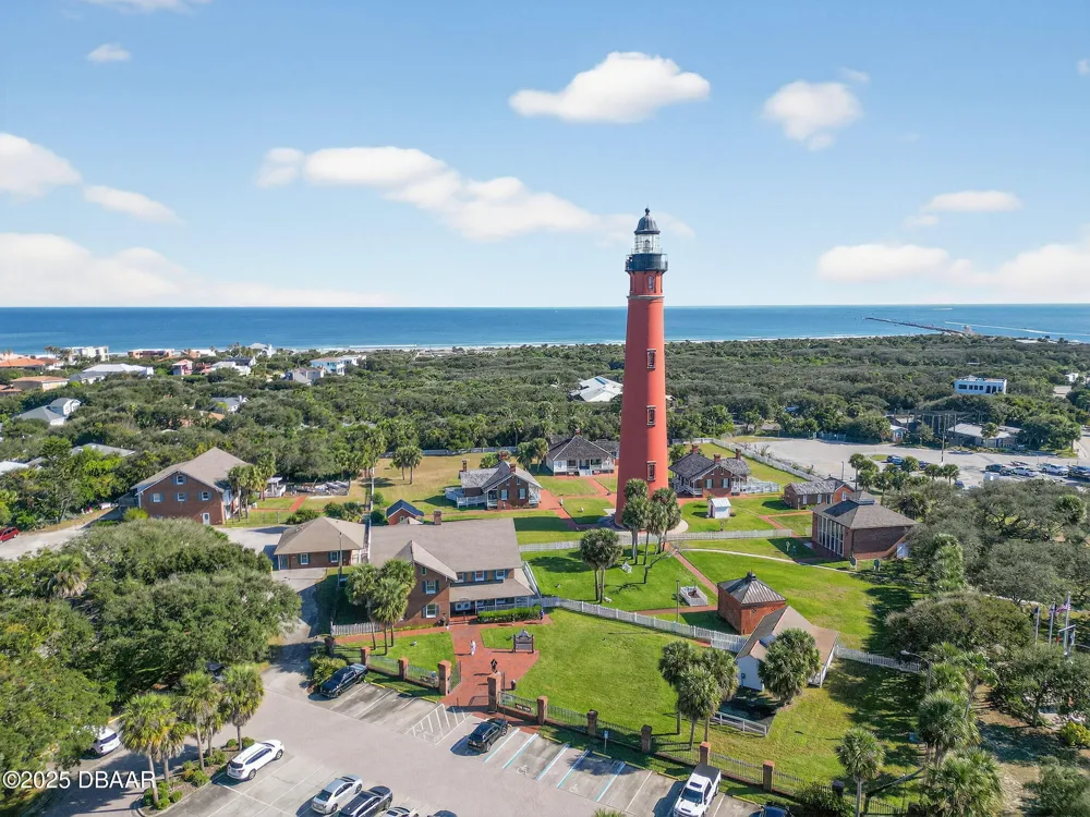61 Beverly Hills Avenue Ponce Inlet, FL 32127