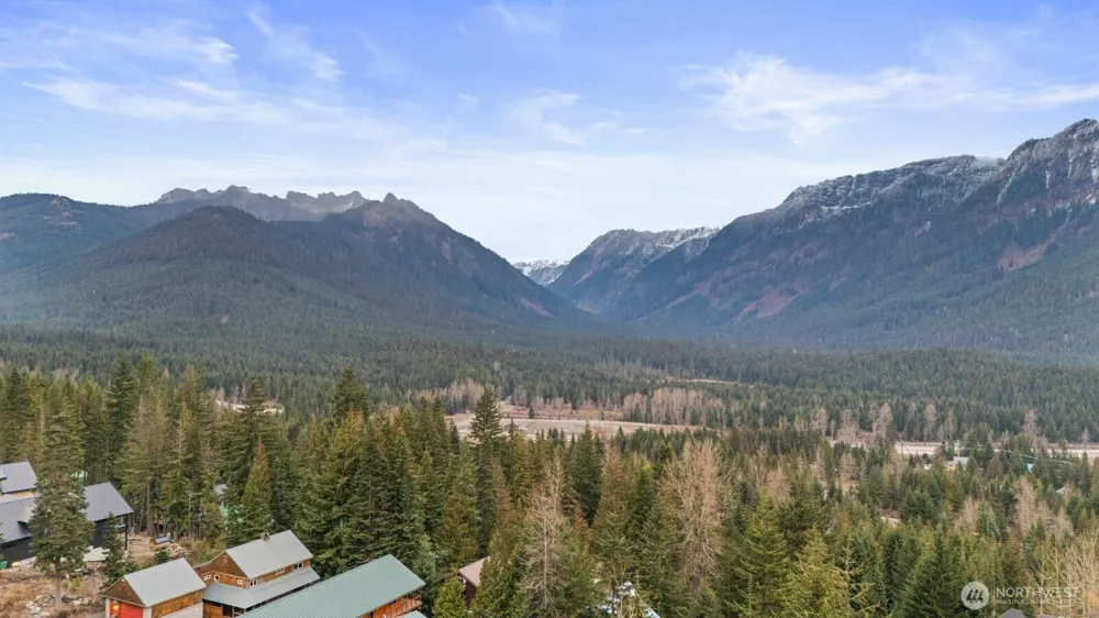 321 Innsbruck Drive Snoqualmie Pass, WA 98068