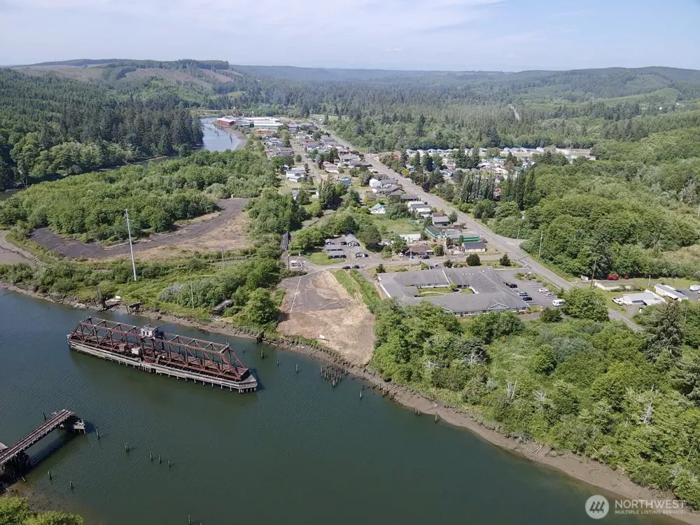 1010 Division Street Hoquiam, WA 98550