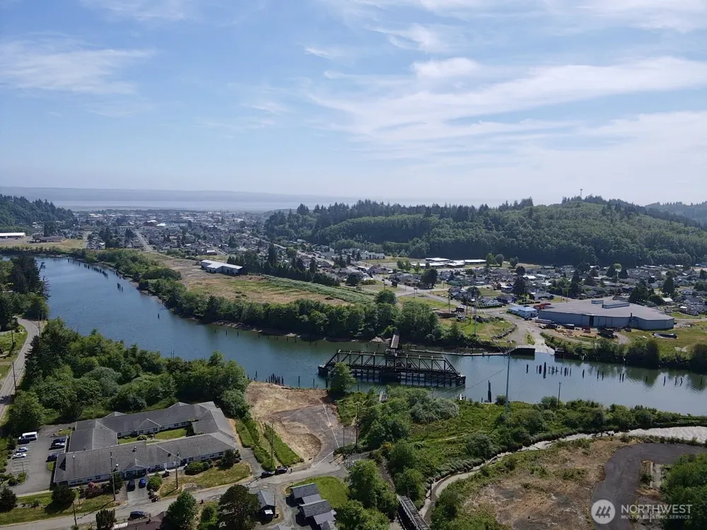 1010 Division Street Hoquiam, WA 98550