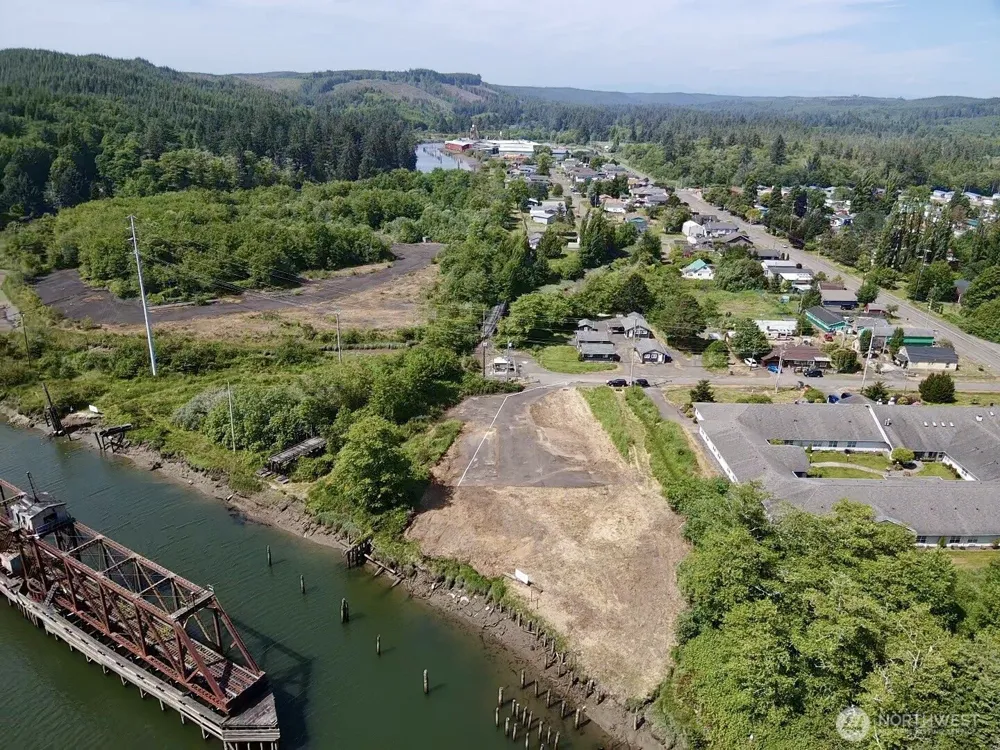 1010 Division Street Hoquiam, WA 98550
