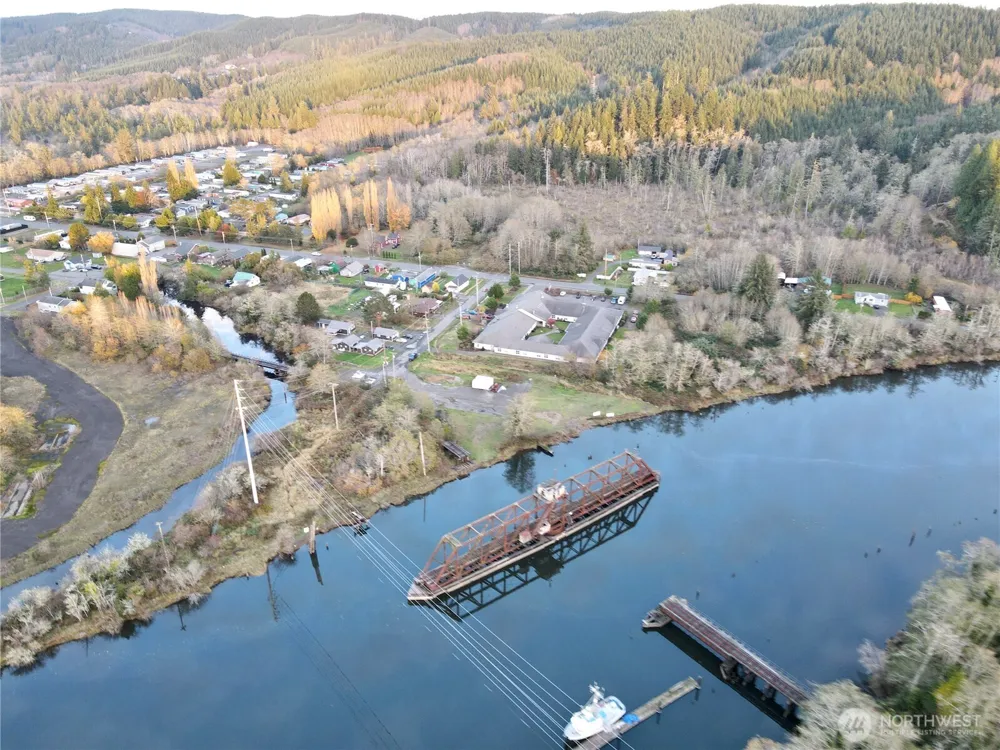 1010 Division Street Hoquiam, WA 98550