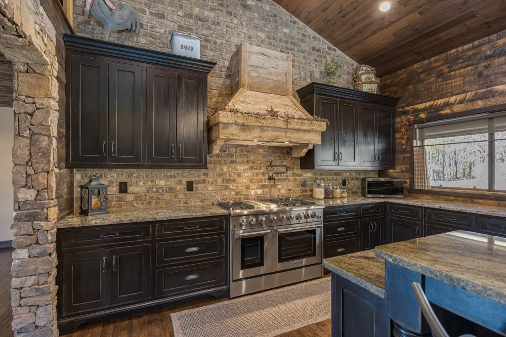 2900 Tanyard Hill Rd Lynchburg, TN 37352