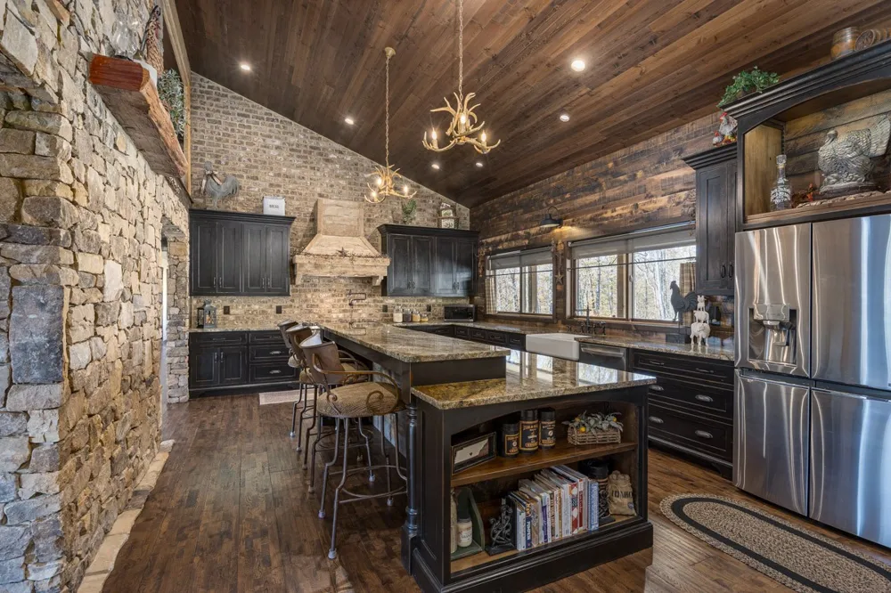 2900 Tanyard Hill Rd Lynchburg, TN 37352