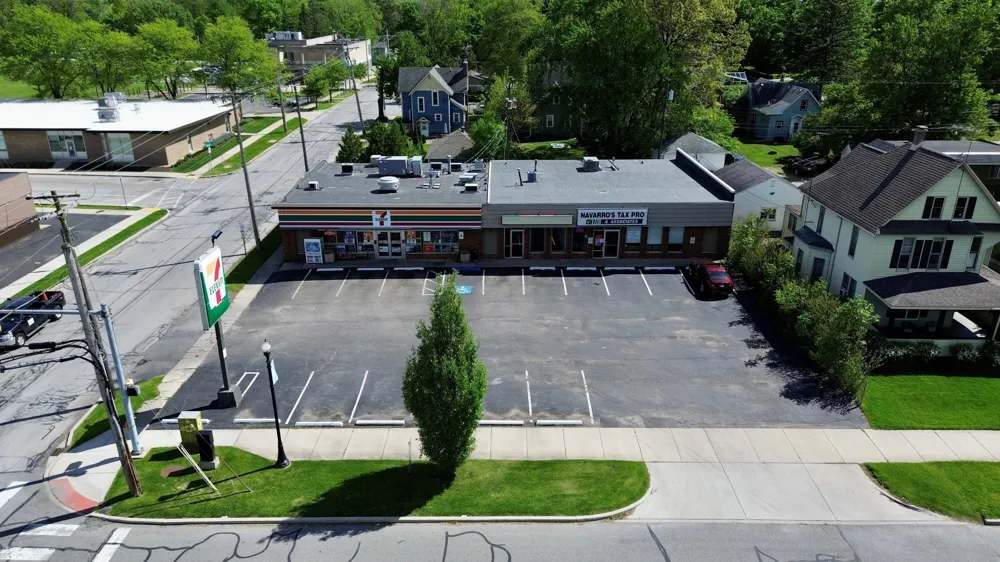 706 1/2 E Lincolnway Valparaiso, IN 46383