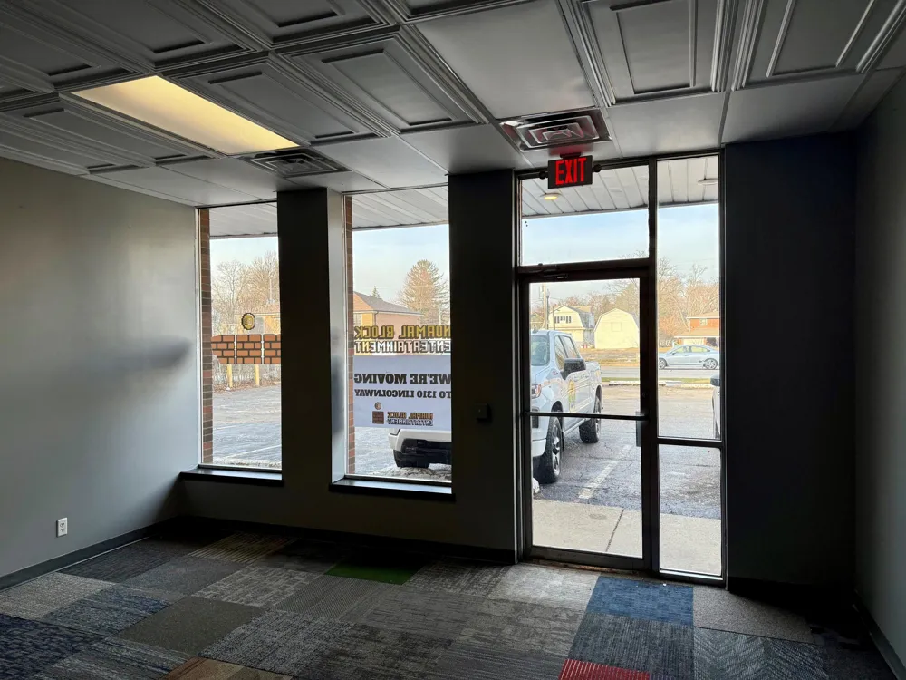 706 1/2 E Lincolnway Valparaiso, IN 46383