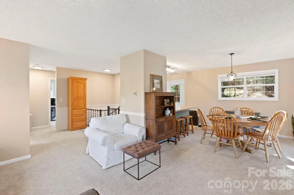 124 Flat Creek Drive Lake Toxaway, NC 28747