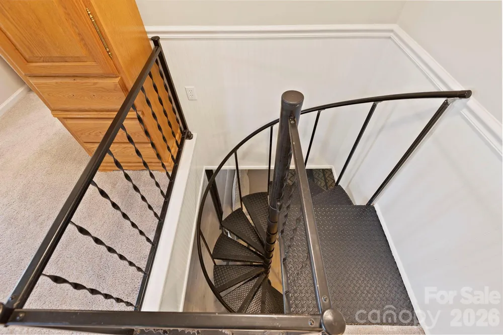 124 Flat Creek Drive Lake Toxaway, NC 28747