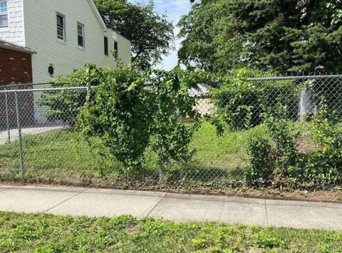 88-58 Hollis Court Boulevard