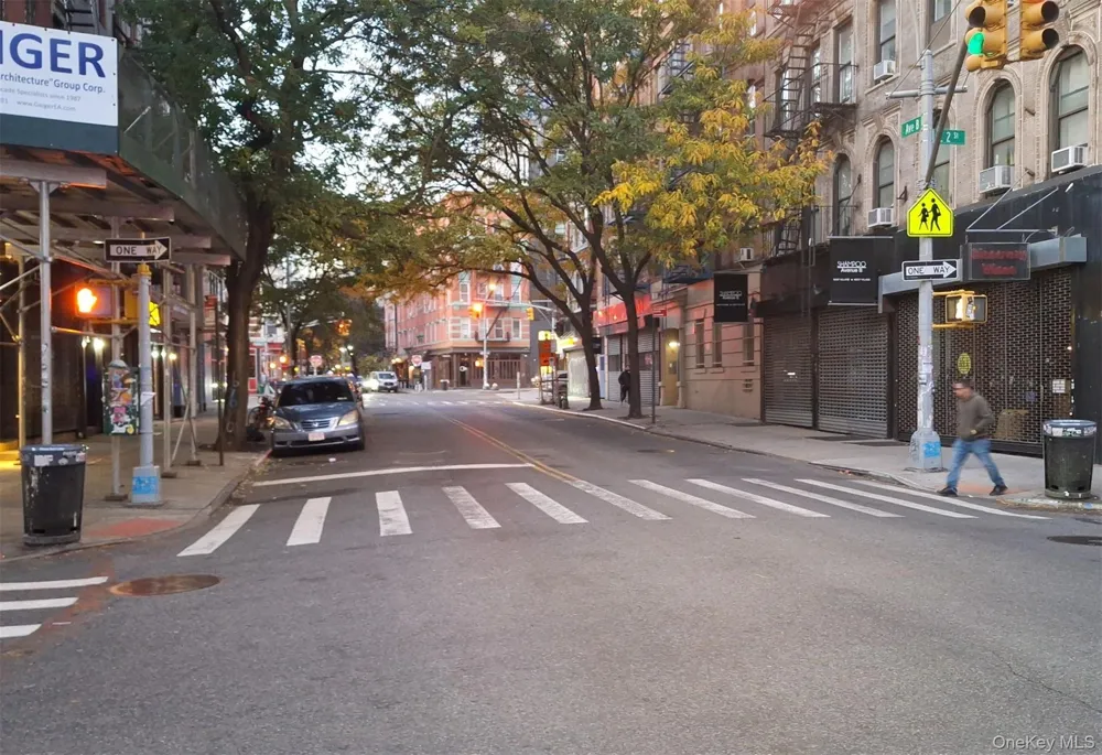 209 E 2nd Street #6 New York (Manhattan), NY 10009