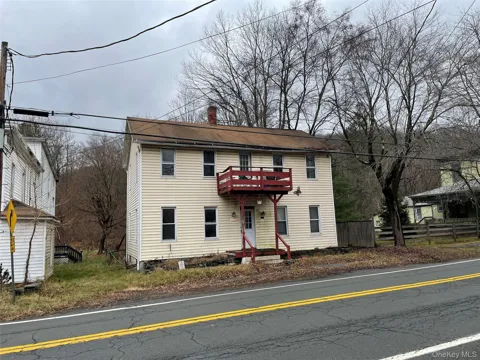 865 Branch Hortonville Road
