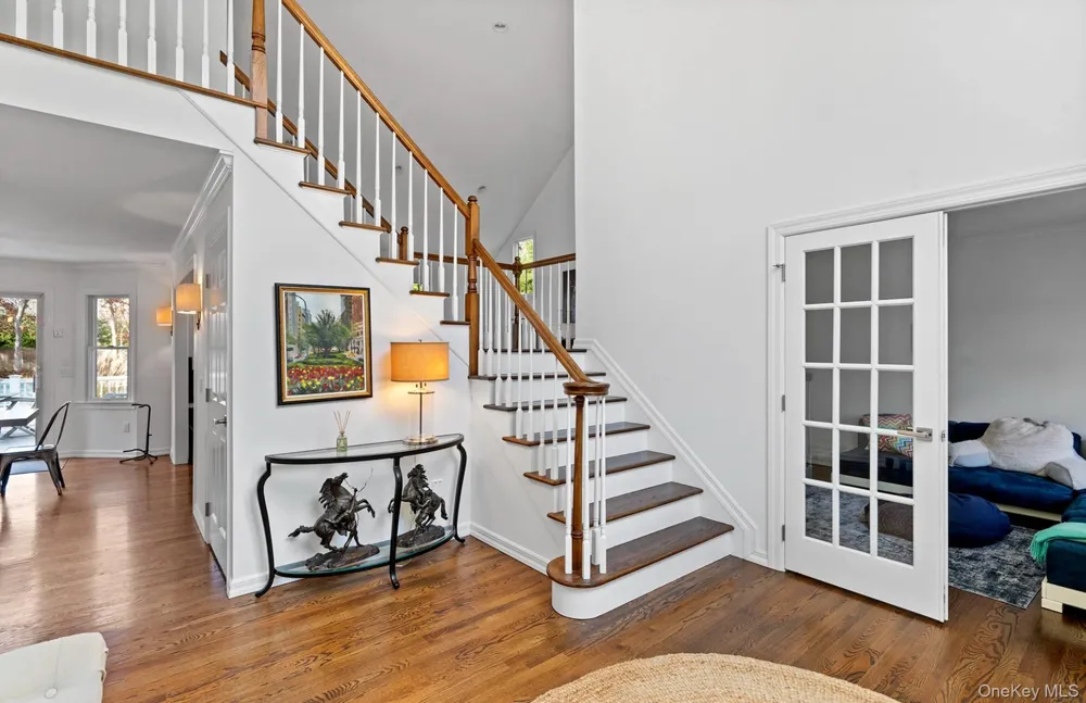 16 Georgica Woods Lane Wainscott, NY 11975