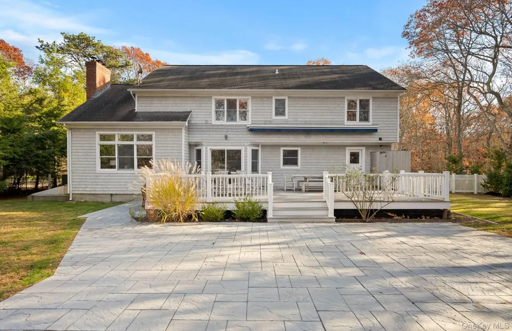 16 Georgica Woods Lane Wainscott, NY 11975