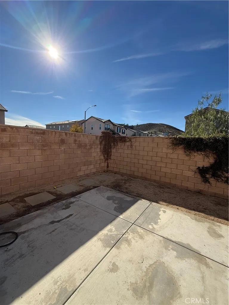 558 Pablo Rd Lake Elsinore, CA 92530