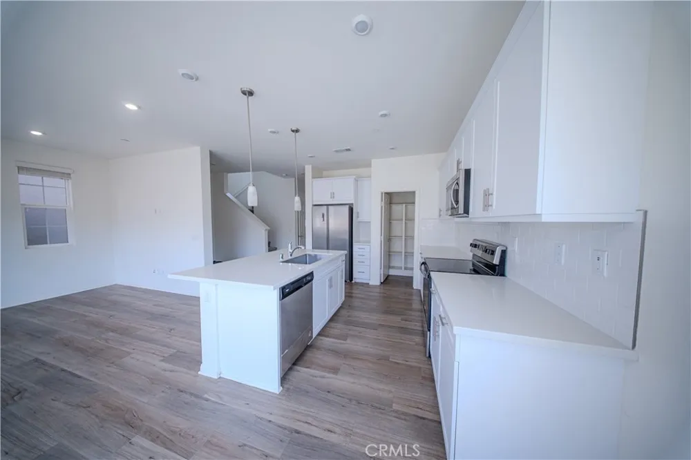 558 Pablo Rd Lake Elsinore, CA 92530
