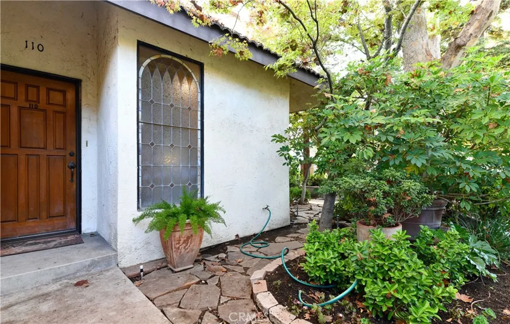 2890 Huntington #110 Fresno, CA 93721