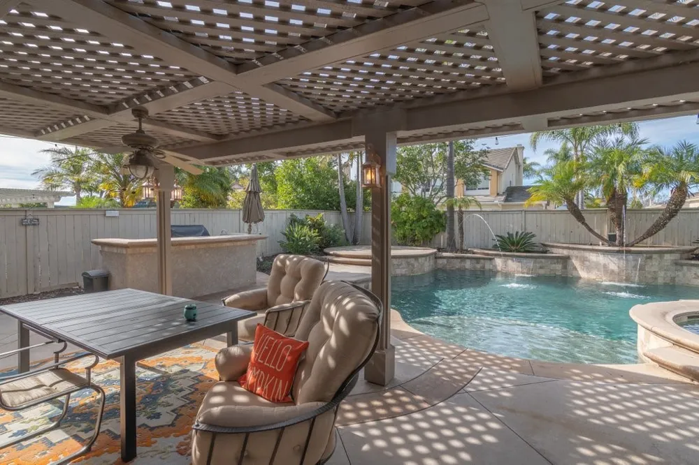 1857 Autumn Vista, CA 92084