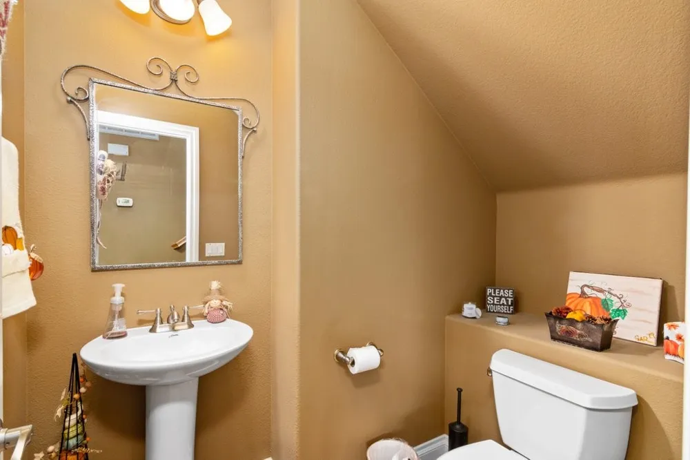 1857 Autumn Vista, CA 92084
