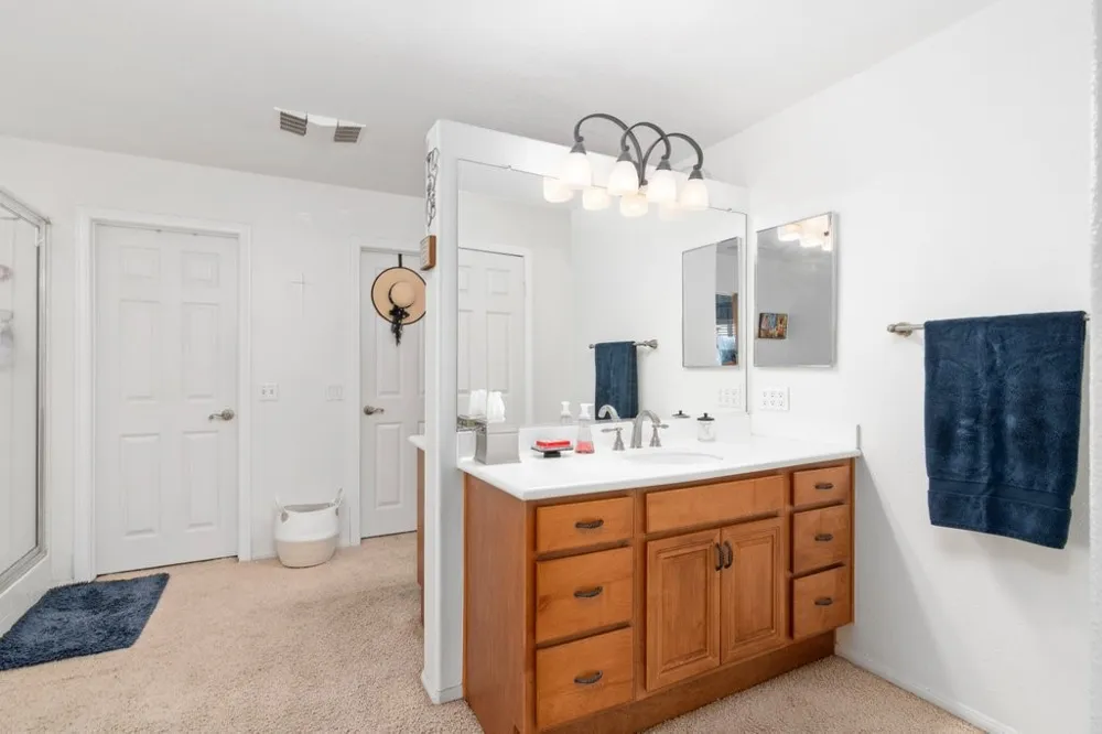 1857 Autumn Vista, CA 92084