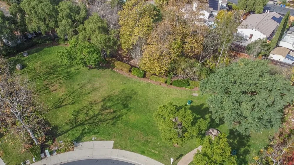 1857 Autumn Vista, CA 92084